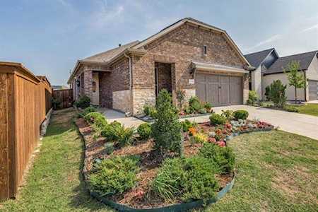 1633 Wayback Drive Celina, TX 75009