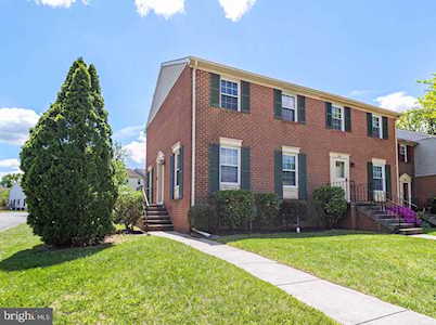 8679 Scorton Harbour Pasadena, MD 21122