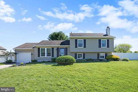 1304 Coatsbridge Rd Williamstown, NJ 08094