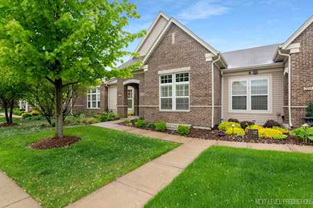 2606 Barrington Circle Naperville, IL 60564