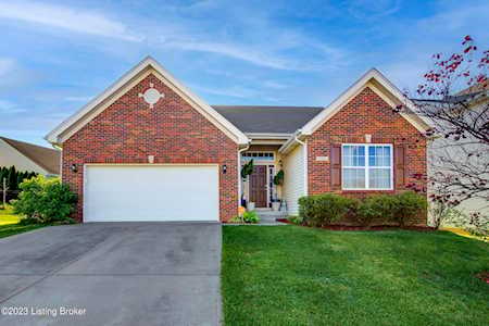 302 Brookfield View Dr Louisville, KY 40245