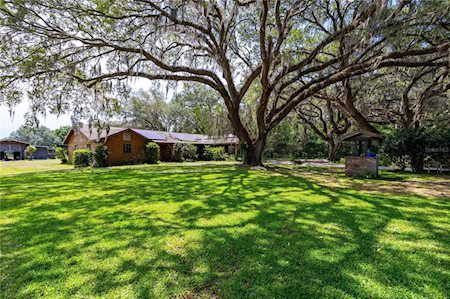 3740 Oakwood Dr Wesley Chapel, FL 33543