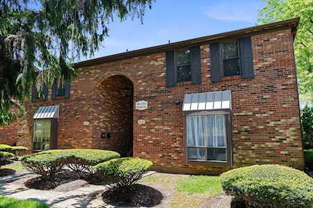 1633 Mcnaughten Road Columbus, OH 43232