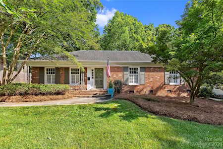5937 Colchester Place Charlotte, NC 28210