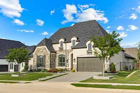 731 Country Brook Lane Prosper, TX 75078
