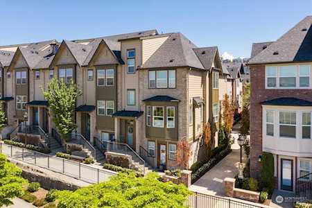 1378 Williamsburg Walk NE #21.1 Issaquah, WA 98029