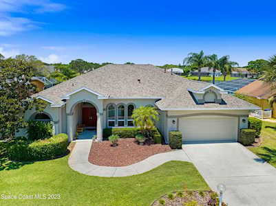 408 Vizcaya Court Melbourne, FL 32940