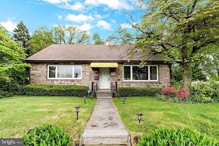 114 Seneca St Essington, PA 19029