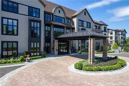 120 Old Post Rd #PHD 406 Rye, NY 10580