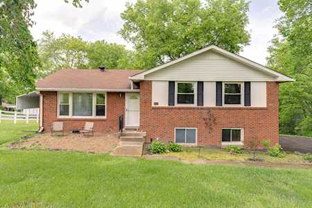 302 Dorr Dr Goodlettsville, TN 37072