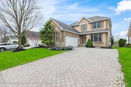 60 E Parsonage Way Manalapan, NJ 07726