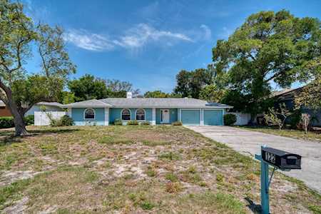 122 Palmetto Ln Largo, FL 33770