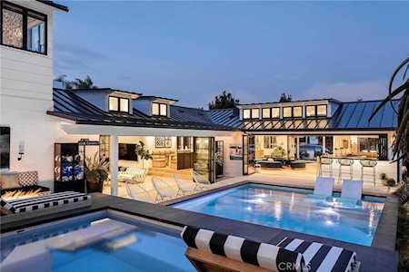 2127 Power St Hermosa Beach, CA 90254