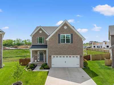332 Red Cedar Dr Nicholasville, KY 40356