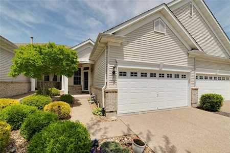2073 Hawks Landing Dr Lake St Louis, MO 63367