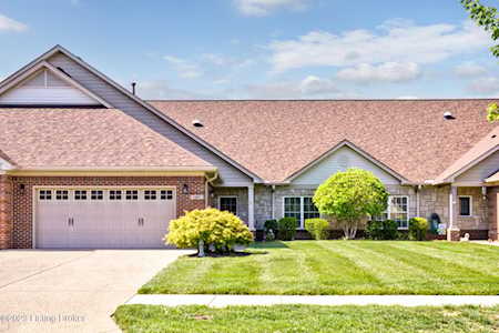 11207 Falling Springs Dr Louisville, KY 40241