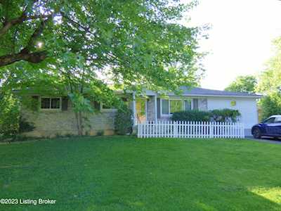 133 Redbud Dr Mt Washington, KY 40047