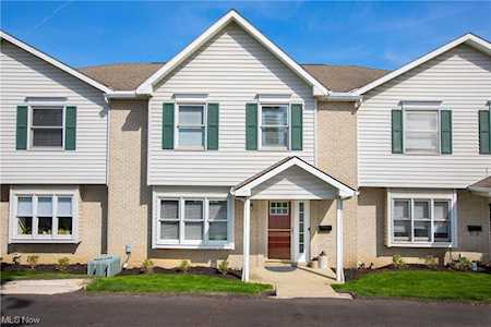 20524 Detroit Rd Rocky River, OH 44116