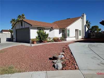 2332 Bristol View Ct Las Vegas, NV 89108