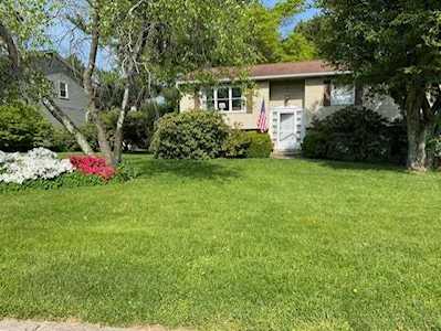 1074 Hill Dr Allentown, PA 18103