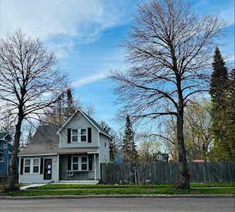 2603 4th Avenue E North Saint Paul, MN 55109