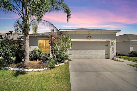 1604 Redmond Brook Ln Ruskin, FL 33570