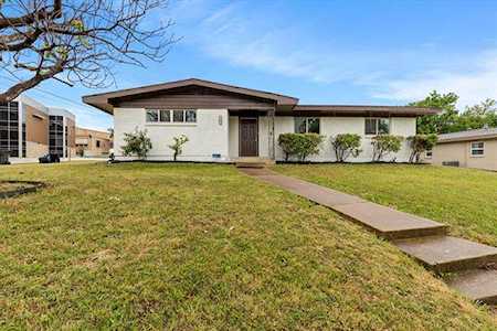 2001 Grandview Drive Fort Worth, TX 76112