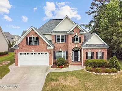4416 Lagan Circle Winterville, NC 28590
