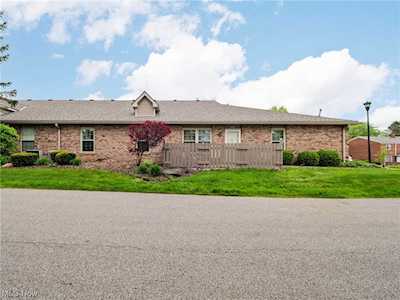 2711 Shakespeare Ln Avon, OH 44011