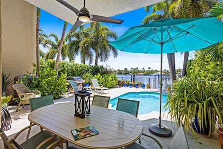 248 Venetian Drive Delray Beach, FL 33483