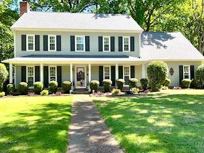 576 Silverman Dr Collierville, TN 38017