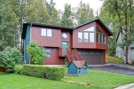 8852 Dome Circle Eagle River, AK 99577