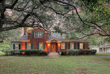 1516 Colonel Maham Drive Pineville, SC 29468