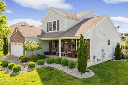 2115 Cherry Blossom Ct La Grange, KY 40031