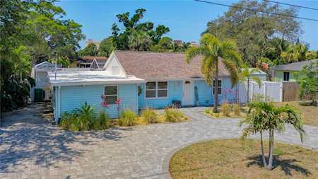 10848 Shawnee Rd St. Petersburg, FL 33708