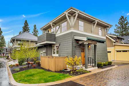 2578 NW Pompy Place Bend, OR 97703