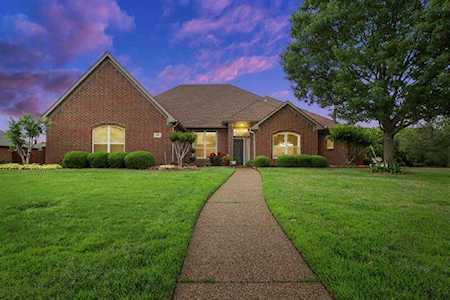 2312 Eastglen Drive Flower Mound, TX 75028