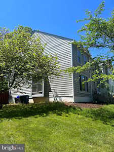 46819 Woodstone Terrace Sterling, VA 20164