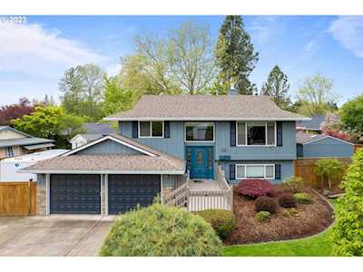 10125 SW Exmoor PL Beaverton, OR 97008