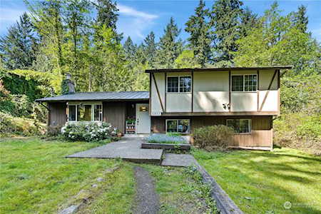 6903 185th Ave E Bonney Lake, WA 98391