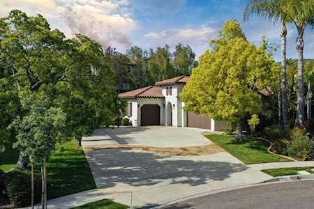 7358 Corte Tomillo Carlsbad, CA 92009