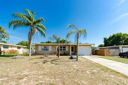 1619 Linwood Dr Clearwater, FL 33755