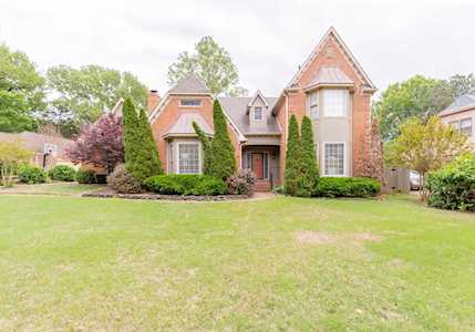 2878 Belgrave Dr Germantown, TN 38138