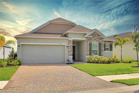 8766 Cascade Price Circle North Fort Myers, FL 33917