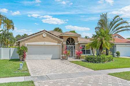 8069 Palm Gate Drive Boynton Beach, FL 33436