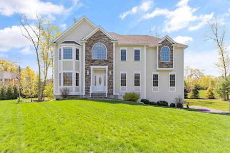14 Little Meadow Way North Reading, MA 01864
