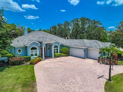 558 Dove Pointe Osprey, FL 34229