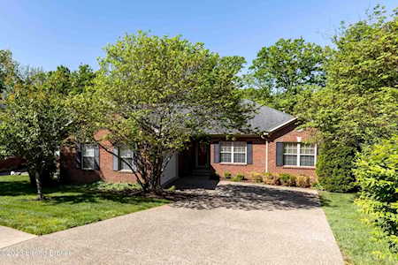 4114 Dolphin Rd Louisville, KY 40220