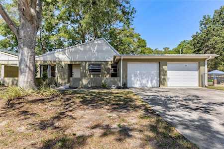 701 Regent CIRCLE S Brandon, FL 33511