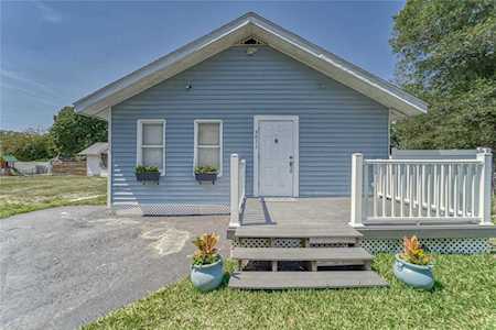 4811 Queensboro Ave S St. Petersburg, FL 33711